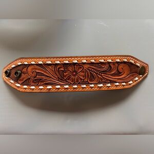 Leather cuff bracelet